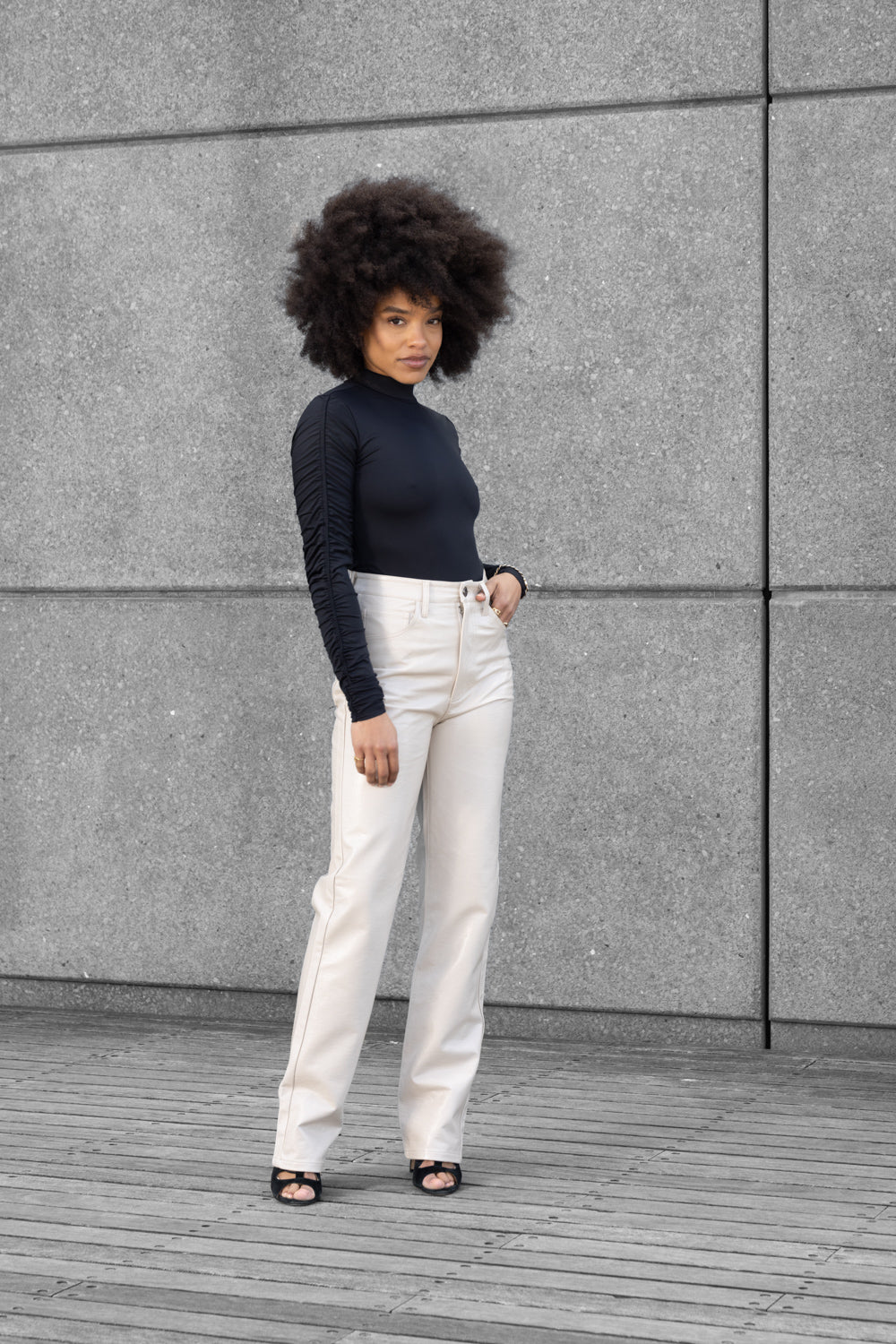 Gathered longsleeve body black women