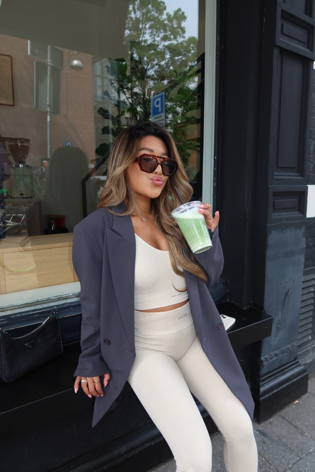 Seamless gym set sand light women