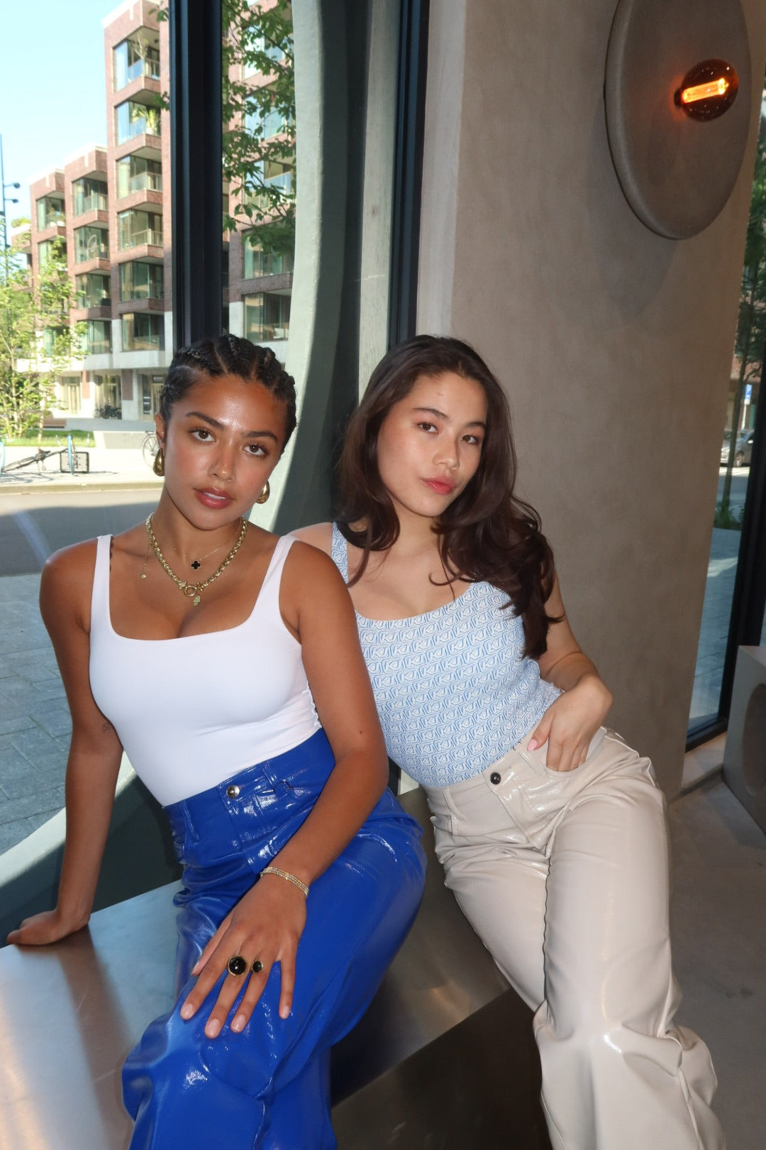 Sleeveless square neck body all over print blue women