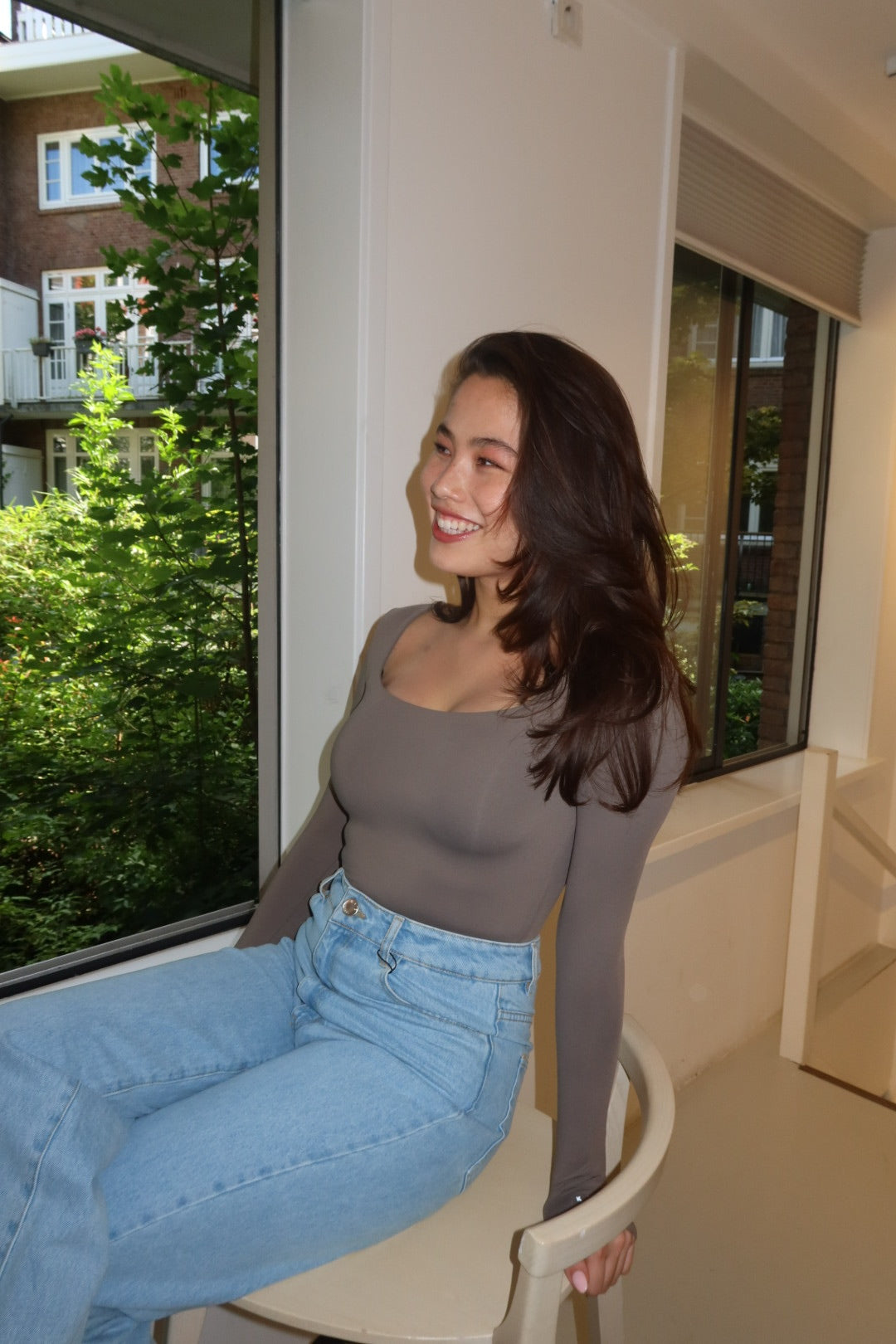 Square neck body taupe women