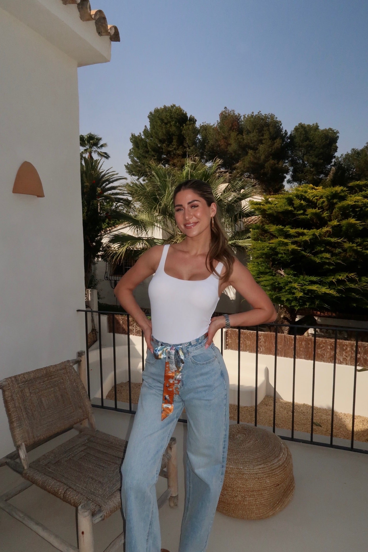 Wide leg jeans with accessoires women