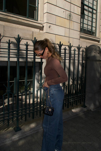 THE LONG SLEEVE COLLAR BODY