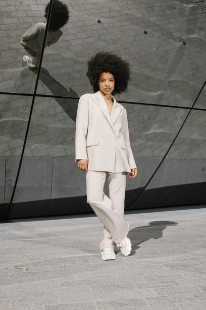 THE STRAIGHT FIT SUIT PANTS