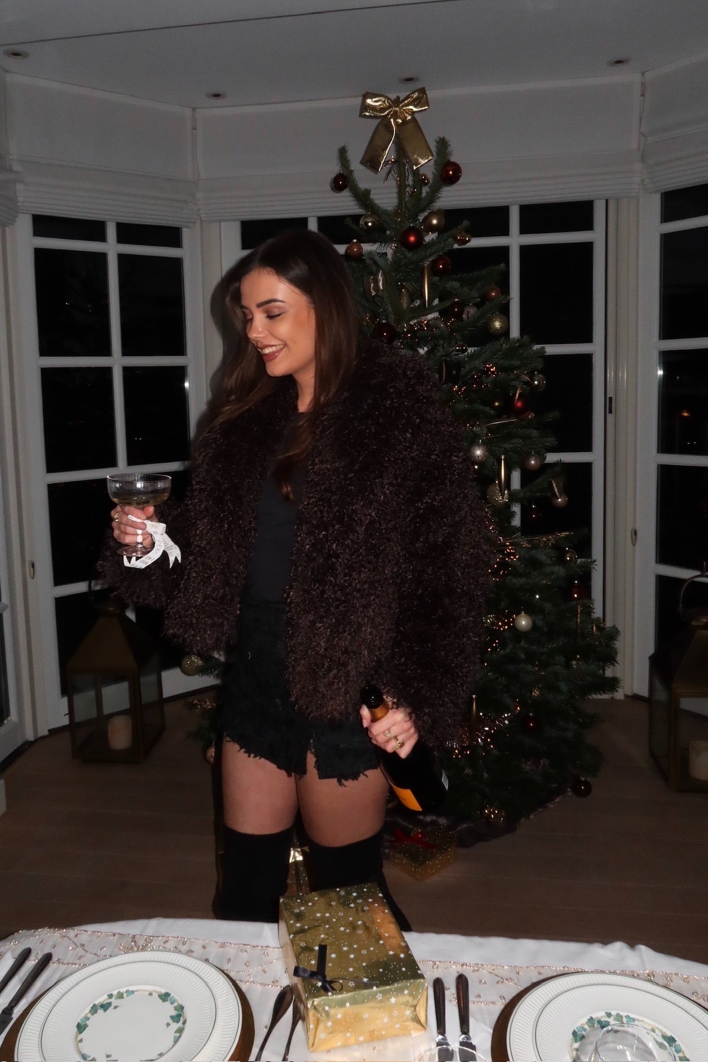 The oversized hairy coat brown women 