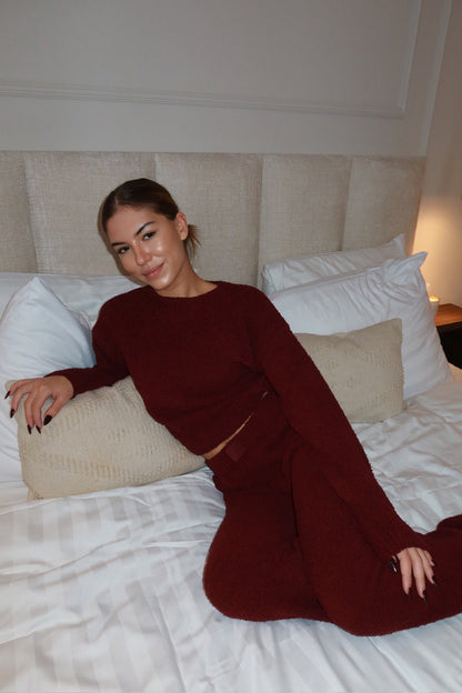 fluffy lounge pull burgundy women