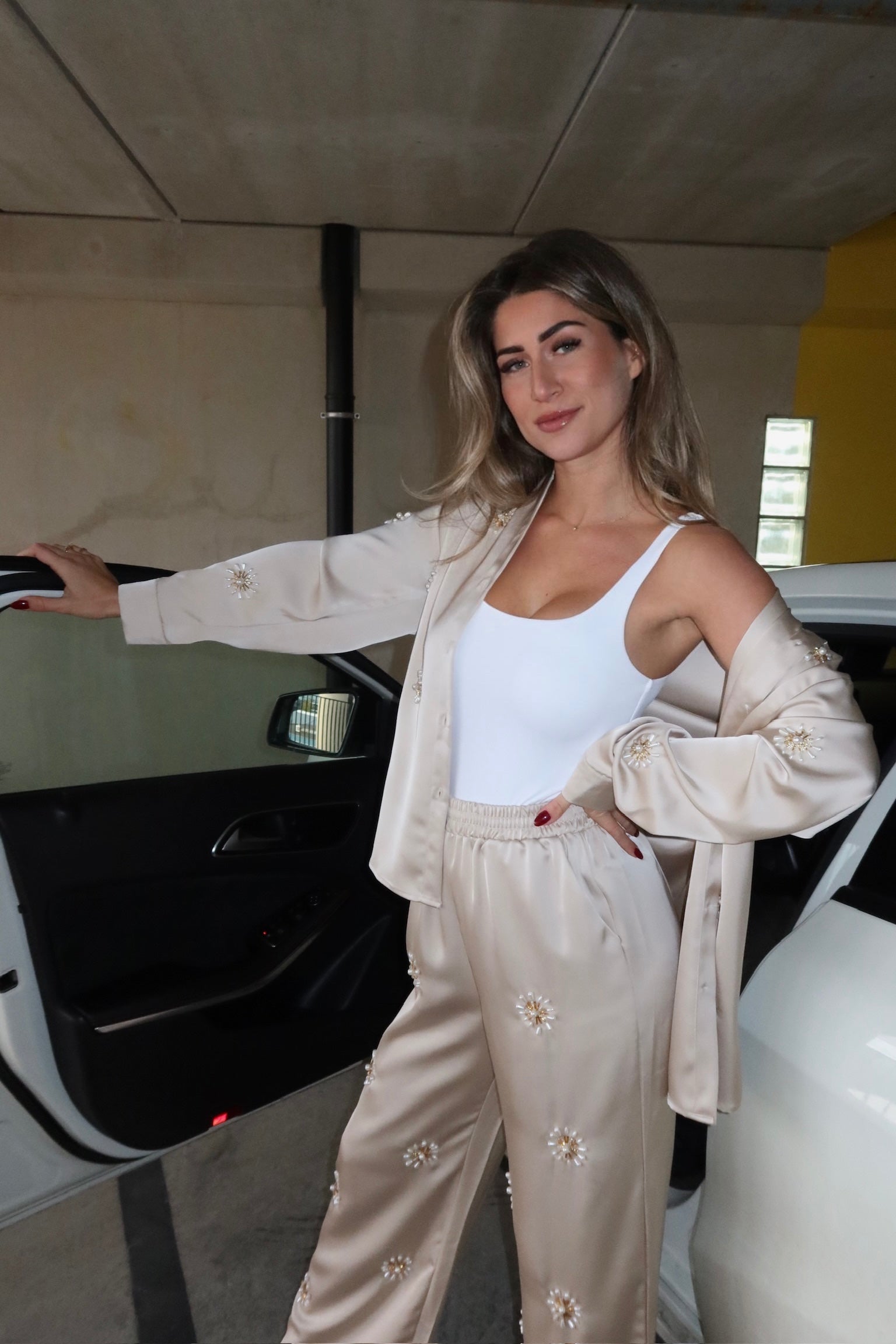 THE SATIN STRAIGHT LEG PANTS