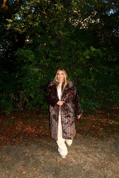 THE LOGO COAT