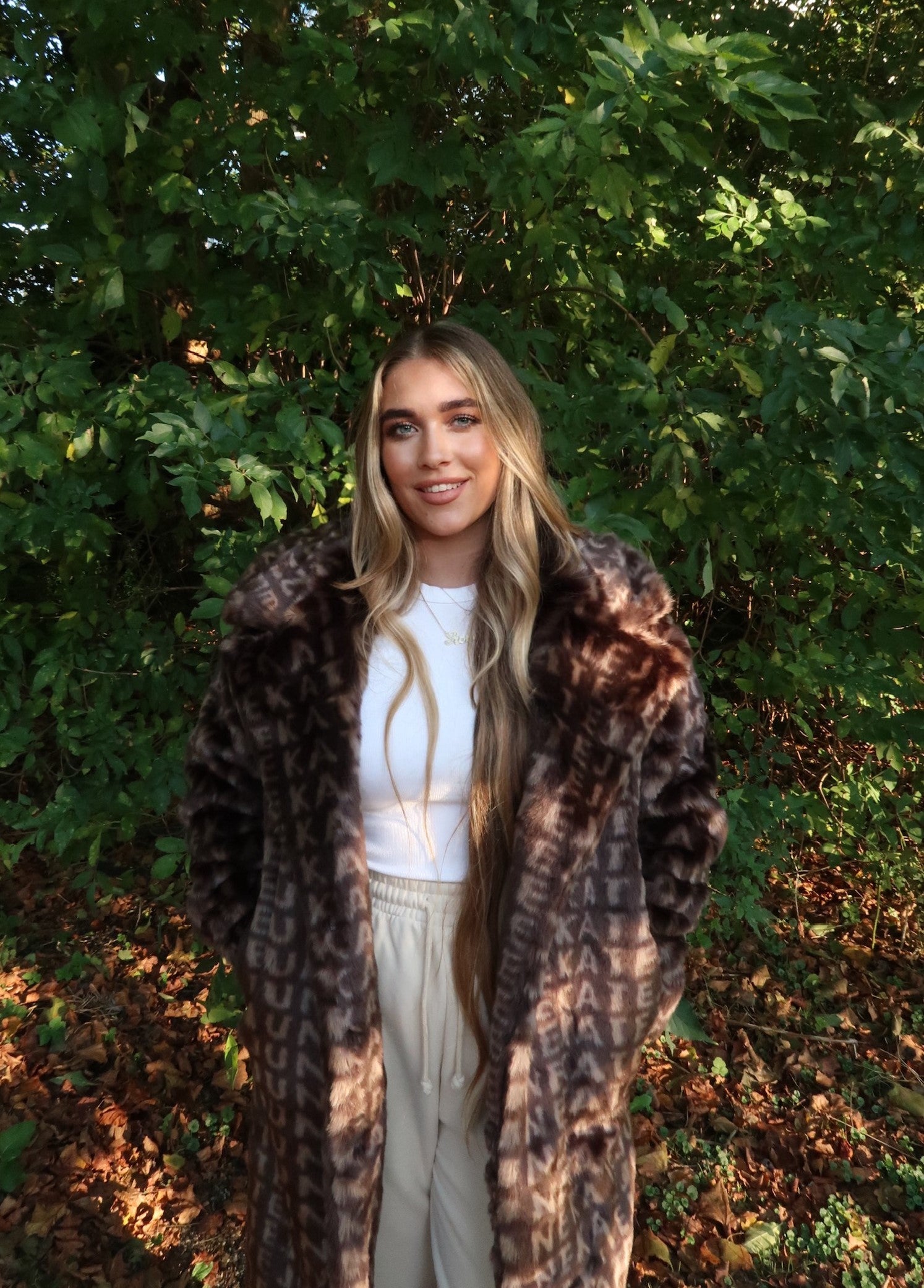 THE LOGO COAT