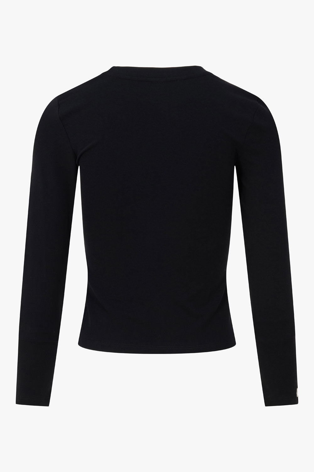 THE BASIC LONGSLEEVE TEE