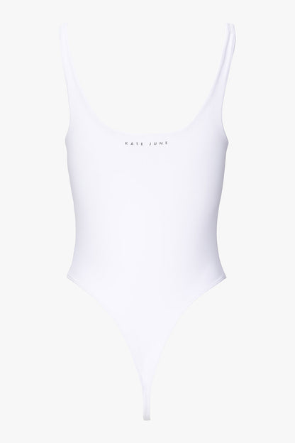 THE SLEEVELESS SQUARE NECK BODY
