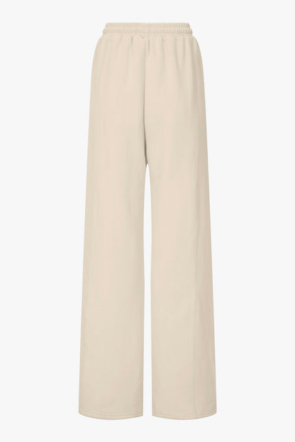 THE STRAIGHT LEG SWEATPANTS